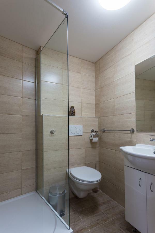 Attic Rooms Tabor Ngoại thất bức ảnh