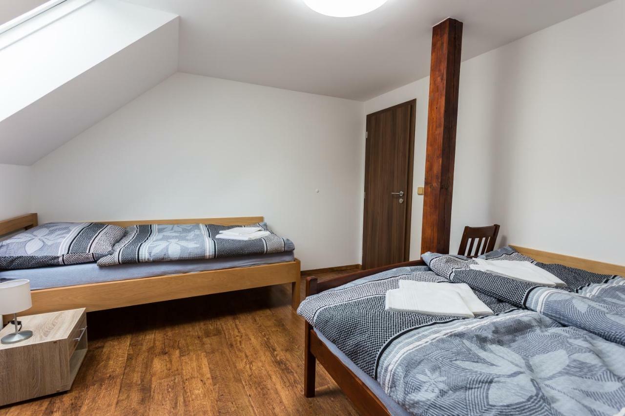 Attic Rooms Tabor Ngoại thất bức ảnh