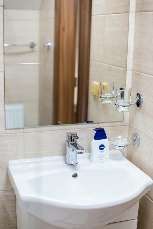 Attic Rooms Tabor Ngoại thất bức ảnh