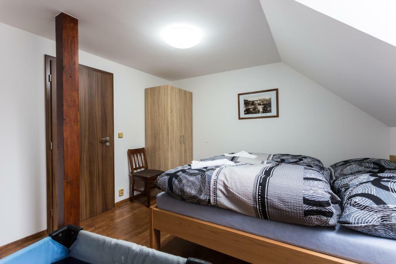 Attic Rooms Tabor Ngoại thất bức ảnh