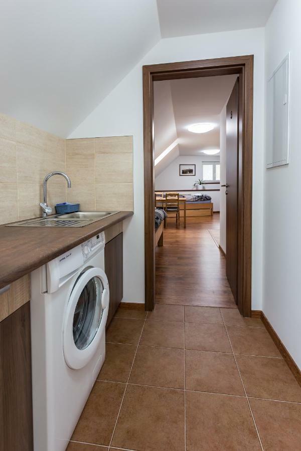 Attic Rooms Tabor Ngoại thất bức ảnh