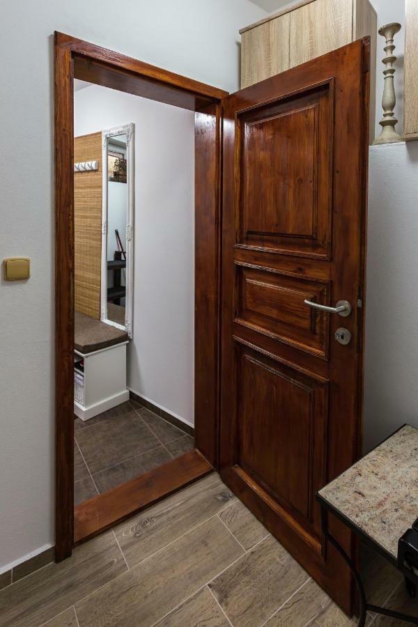 Attic Rooms Tabor Ngoại thất bức ảnh